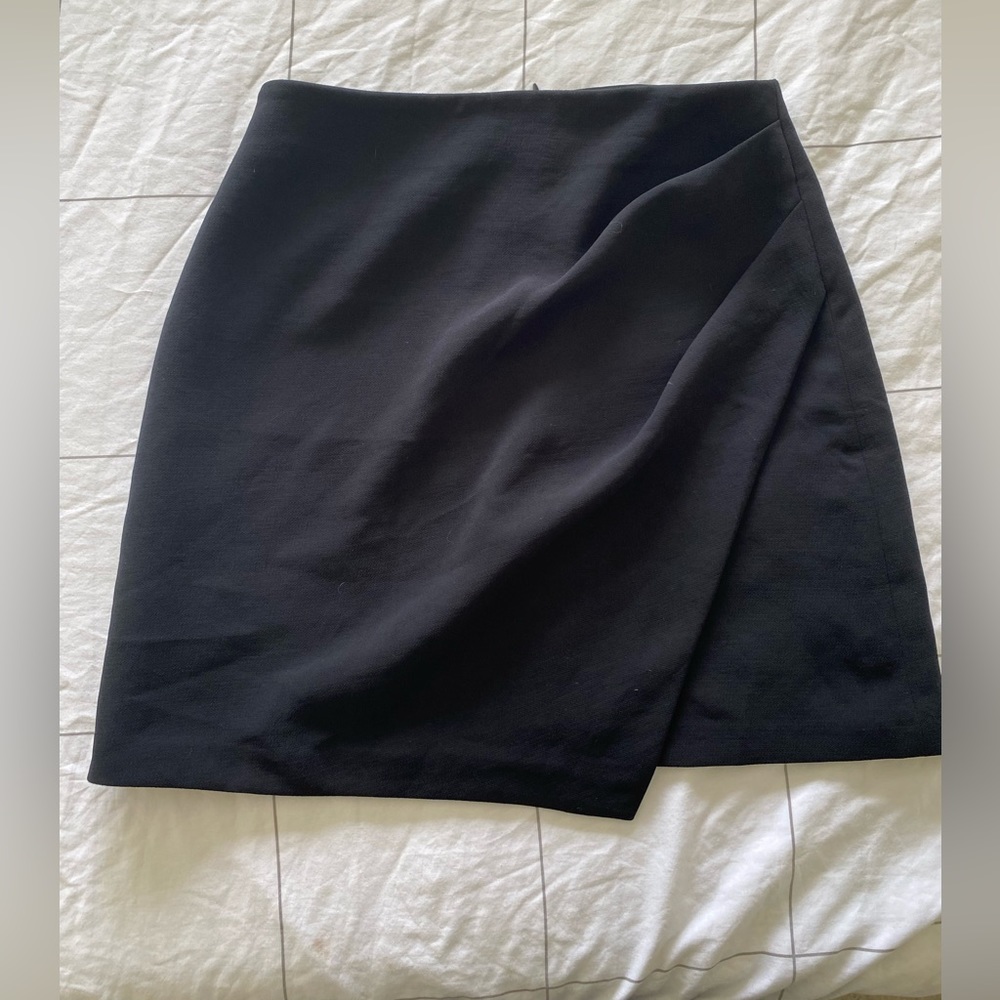 Aritzia Wilfred Black Mini Skirt